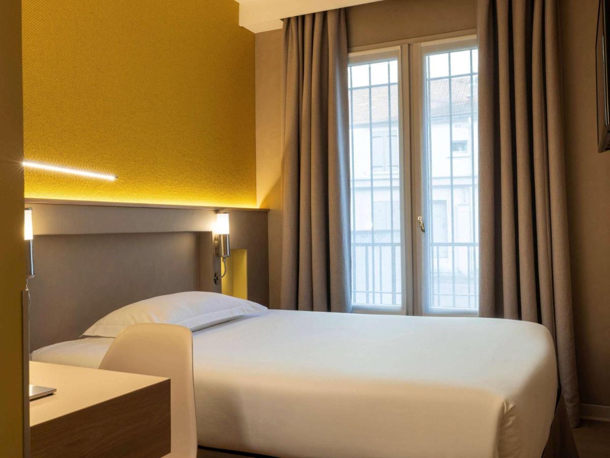 Hotel Ibis Styles Bourg La Reine Exterior foto